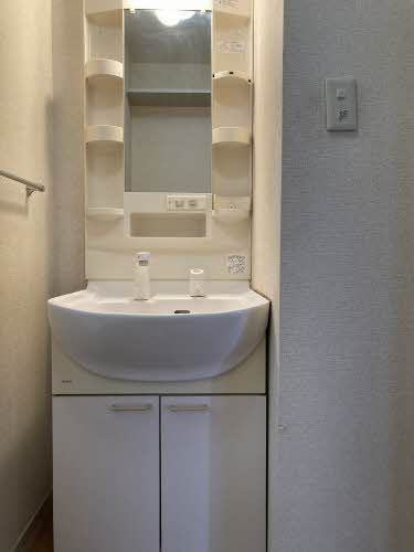 シャーメゾン ラヴィ E棟 E0101号-10