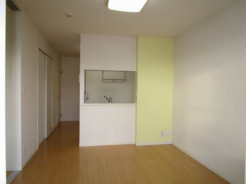 シャーメゾンエピナール F棟 B0215号-2