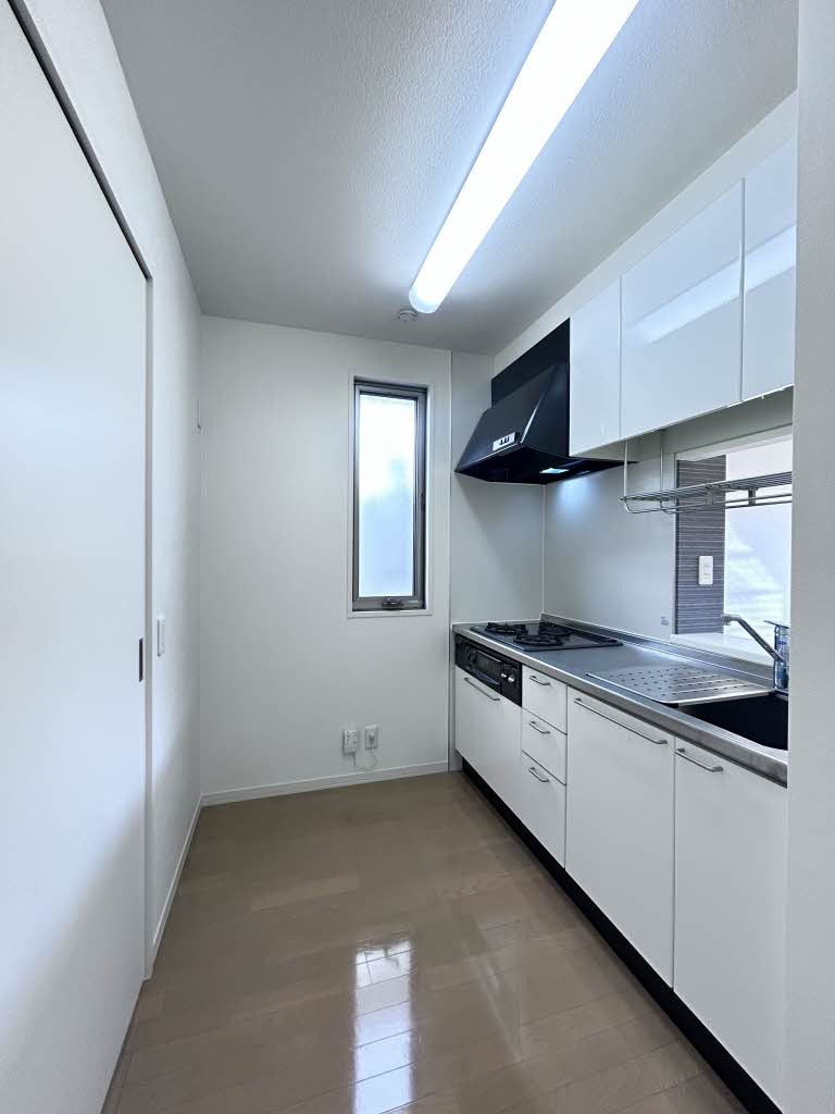 シャーメゾンツインズ　Ｂ棟 B0205号-3