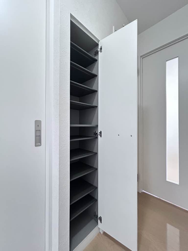 シャーメゾンツインズ　Ｂ棟 B0205号-12