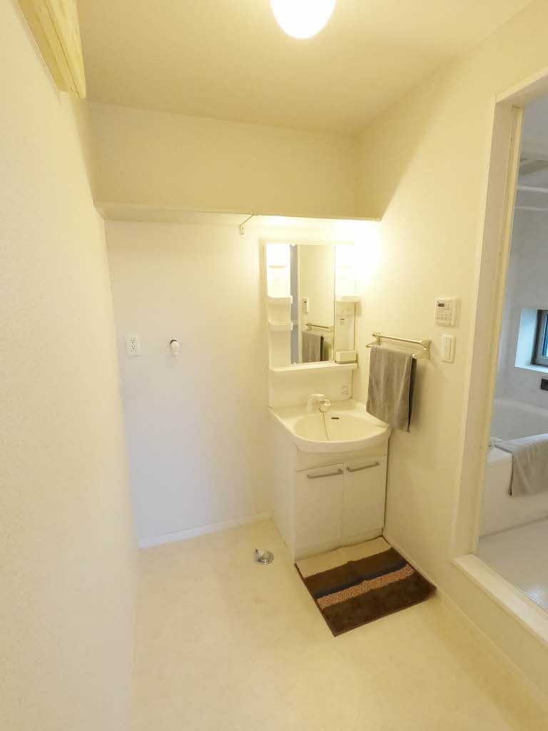 クラヴィエ沖洲　Ⅱ番館 B0205号-4