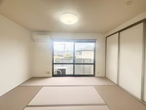 クレインフィールドⅡ　Ｂ棟 B0201号-2