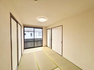 シャトリエ 弐番館 B0203号-3