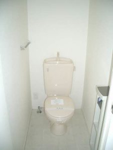 シャーメゾン　ファミール A0203号-9