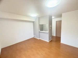 ヴィラ泉・東 B0102号-2