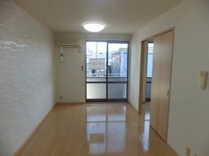 アンジュウ デヤ E棟 E0202号-7