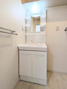 メゾン　ド　ウィステリア　Ａ棟 A0201号-5