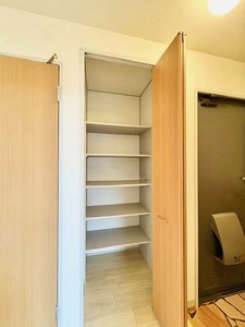 グランドスクウェア B棟 B0201号-15