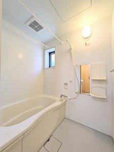 シャーメゾンヤナイＢ B0101号-4