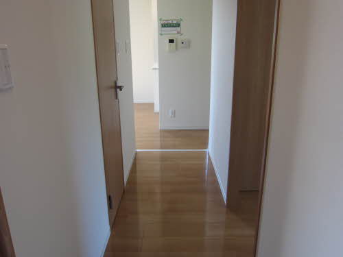 メゾン コンフォート A棟 A0201号-3