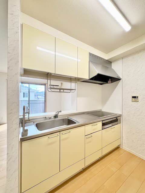 サンライズ　スクエア　Ⅰ棟 A0202号-2