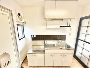 ガーデンハイツ関山 A0208号-3