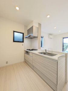 ファミーユ上宇部 A0102号-3