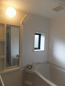 ディアス岡田　　Ｂ棟 B0101号-3