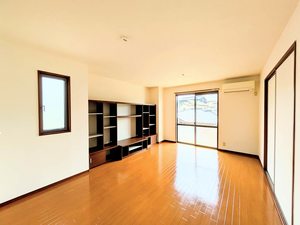 メルヘン青山 A0101号-3