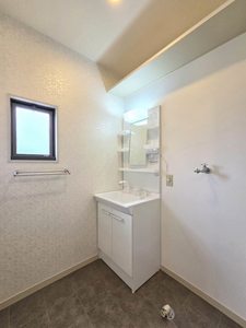 バリュージュ王子 B棟 B0202号-5