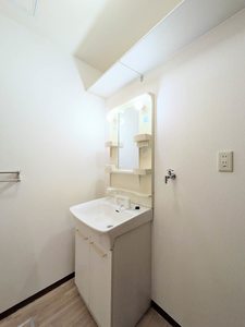 シャーメゾン湯布田 A0101号-5