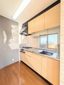 シャーメゾン洛陽 C棟 C0202号-3