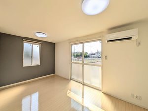 シャーメゾントゥモロー B棟 B0101号-2