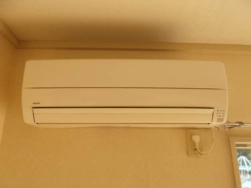 メゾンコリーヌ A0201号-9