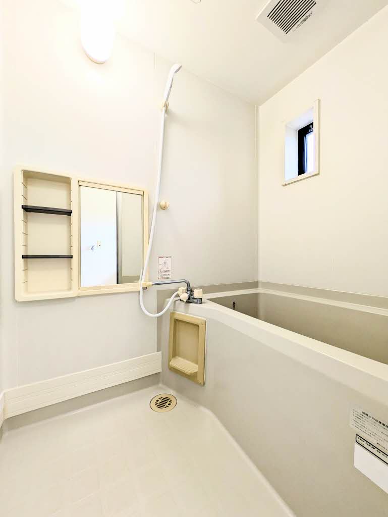 グリシーヌ B棟 B0101号-6