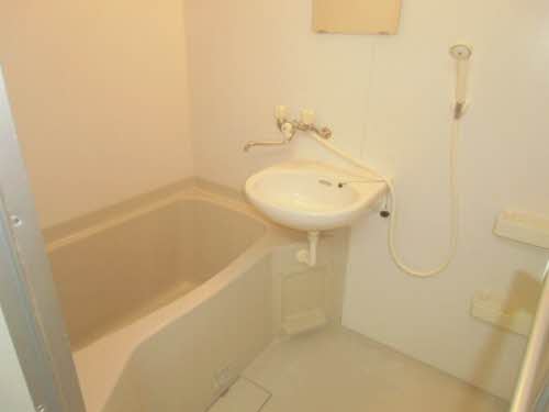 ＣＯＭ・ハイツ A0206号-3