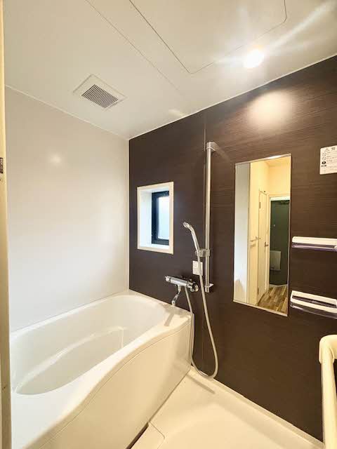 ヴィラ グリシーヌ B棟 B0102号-4