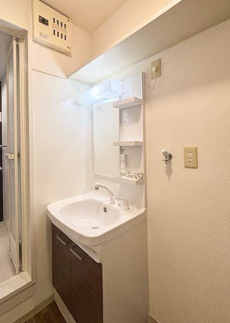 ヴィラ グリシーヌ B棟 B0102号-5