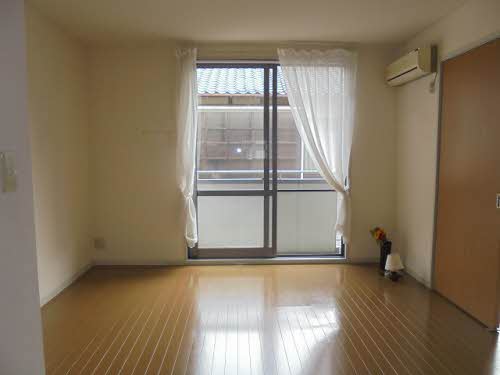 シャーメゾン伊倉東 A0101号-3