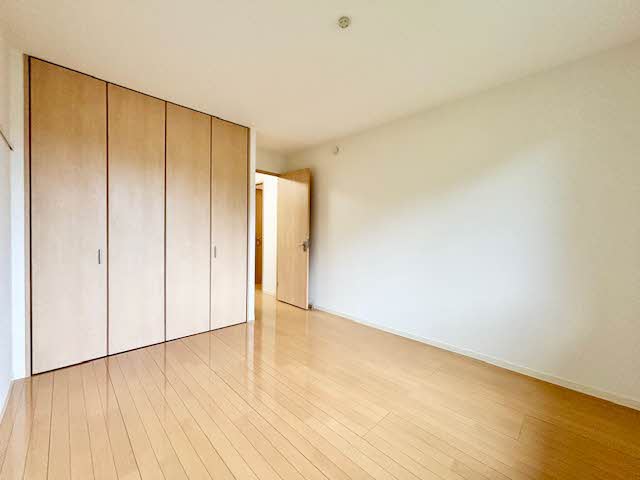 シャーメゾンクワトロ A0201号-4