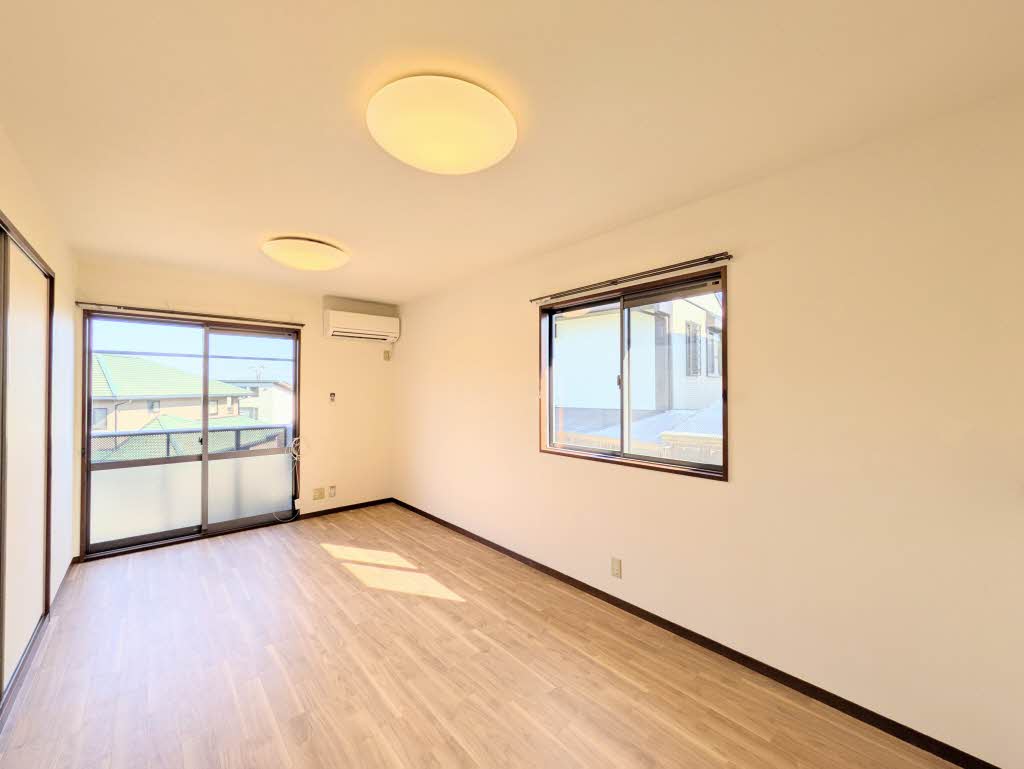 シャーメゾン湯布田 A0203号-2