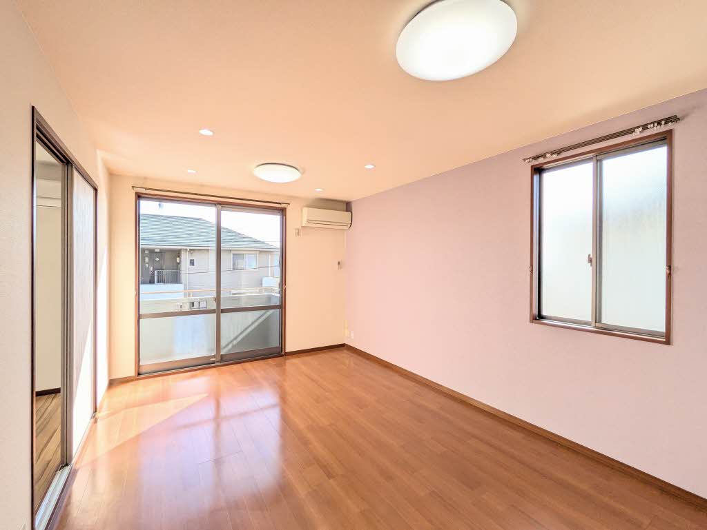 シャーメゾンドラジェ B棟 B0201号-2