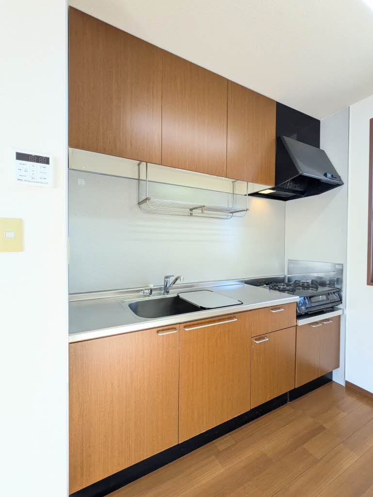 シャーメゾンドラジェ B棟 B0201号-3