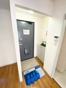 ドムス・ヒルズ G館 G202号-3