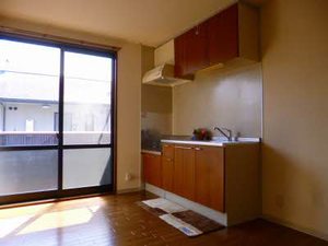 パティオ　３棟 B0202号-9