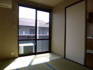 パティオ　３棟 B0202号-10