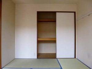 パティオ　３棟 B0202号-12