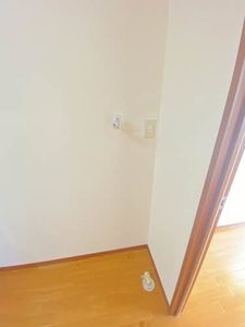 サンフラワーハイツ 101号-8