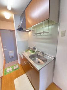 サンフラワーハイツ 102号-3