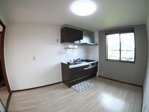 クレール高松 202号-4