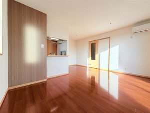 コンフォールⅡ C棟 C0202号-2