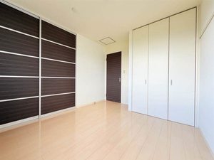 パインテイル B棟 B0102号-5