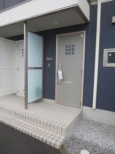 パインテイル D棟 D0102号-2