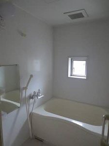 パインテイル D棟 D0102号-5