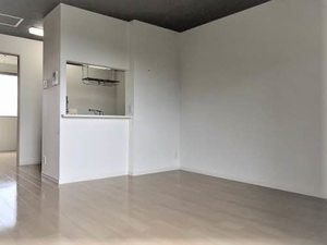 シャーメゾン西山崎 A棟 201号-2