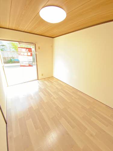 フレグランスMUKAI 103号-2