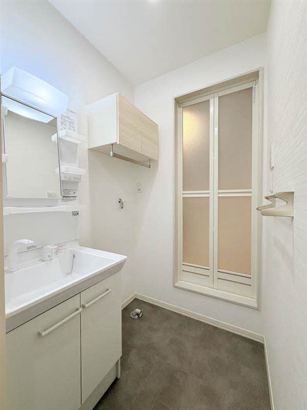 ベルメゾン B棟 B0202号-8