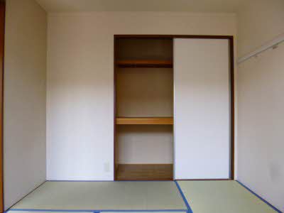 パティオ　３棟 B0202号-12