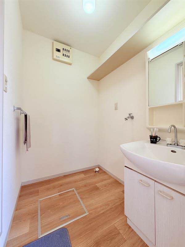 シーサイドＤＩＡＳ　Ｅ館 E0101号-8