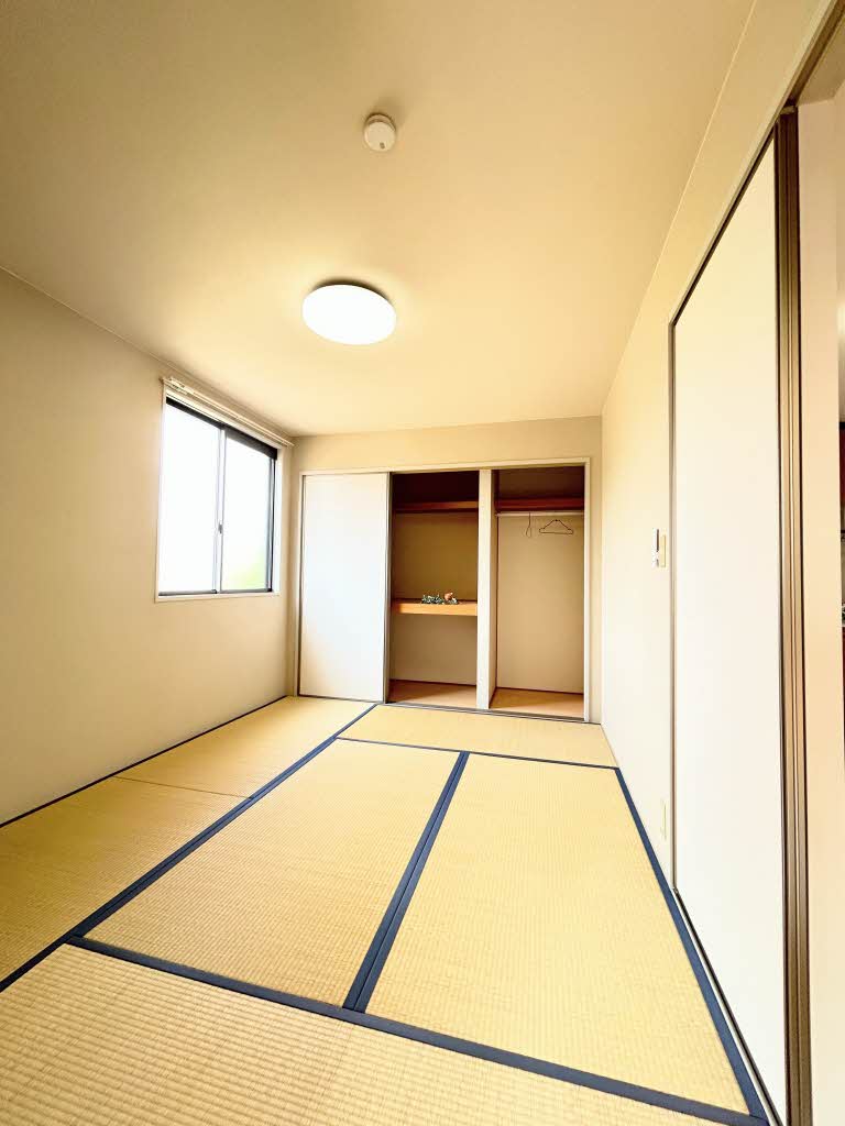 ファミール牟礼 102号-10